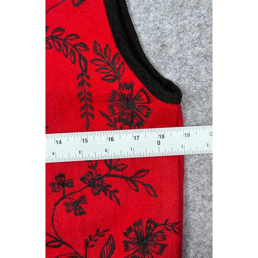 TanTrums Red Wool Blend Floral Embroidered Button Front Vest Womens Small - Picture 6 of 8